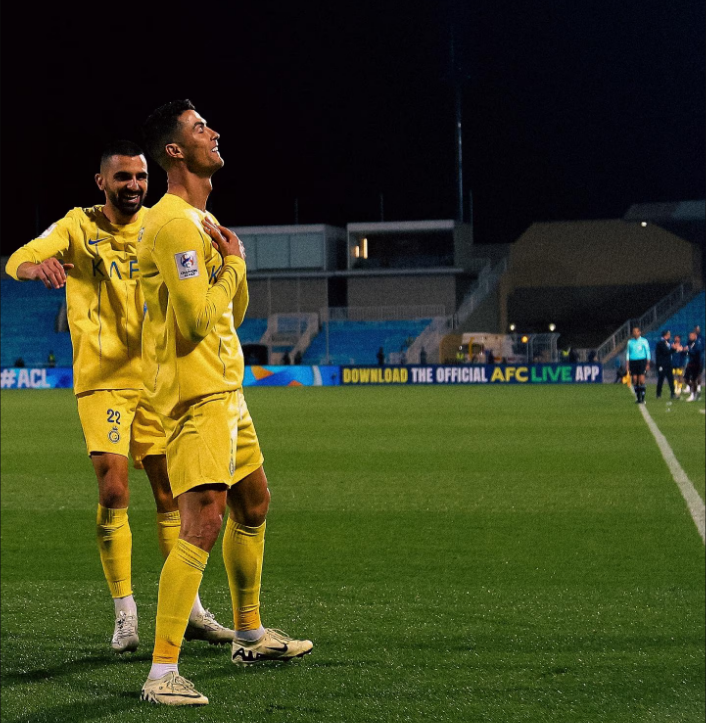  亚冠赛程吃紧；葡萄牙体育窗口期手感冰凉；质疑声四起；资深球员宣示担当-满冠官方网站