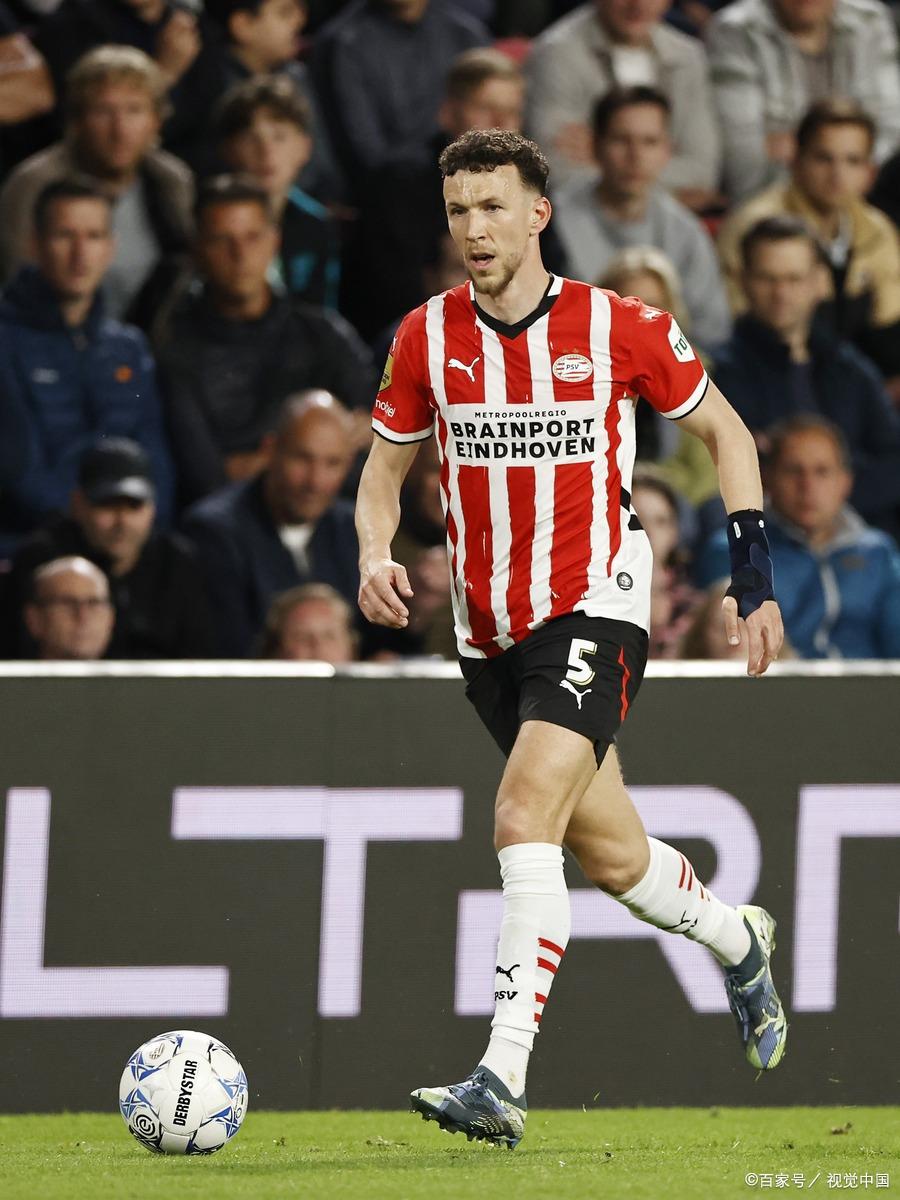 包含里程碑夜芝加哥公牛止住颓势，荷甲关键战刷纪录，引发热议，年轻球员获得机会的词条-满冠平台