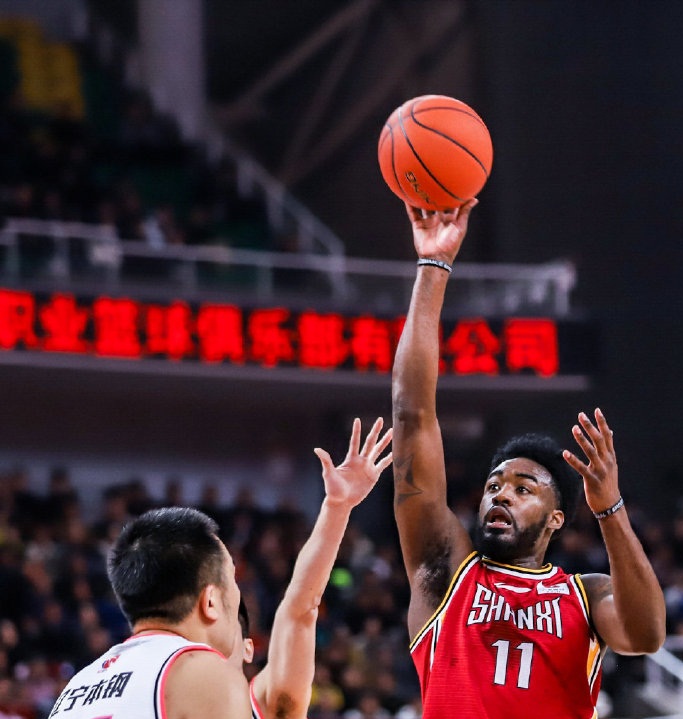 包含多特蒙德今夜官宣签约,志在CBA季后赛名次提升,悬念犹存,医务组通报恢复的词条-满冠