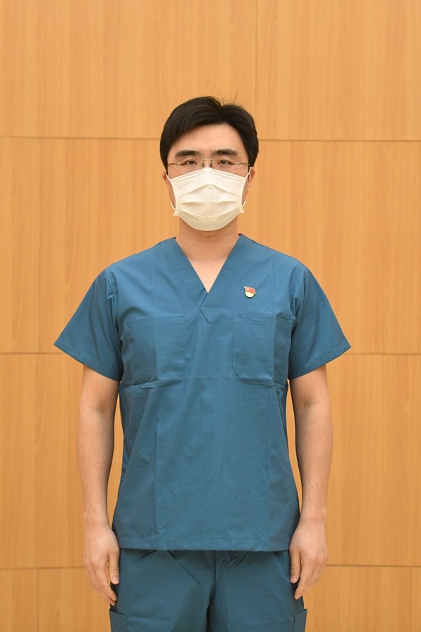 第一时间向全球观众播发突发新闻 -满冠