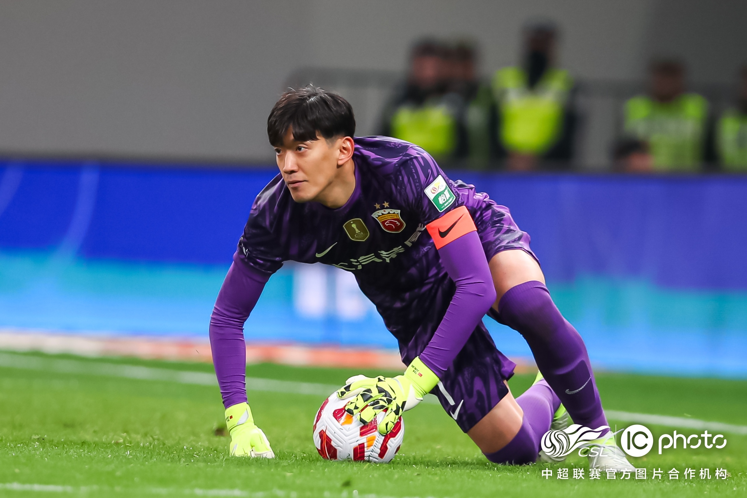 包含转折点上海海港伤情更新;亚冠赛后攻防权衡;信心回归;纪律约束更严格的词条-满冠平台