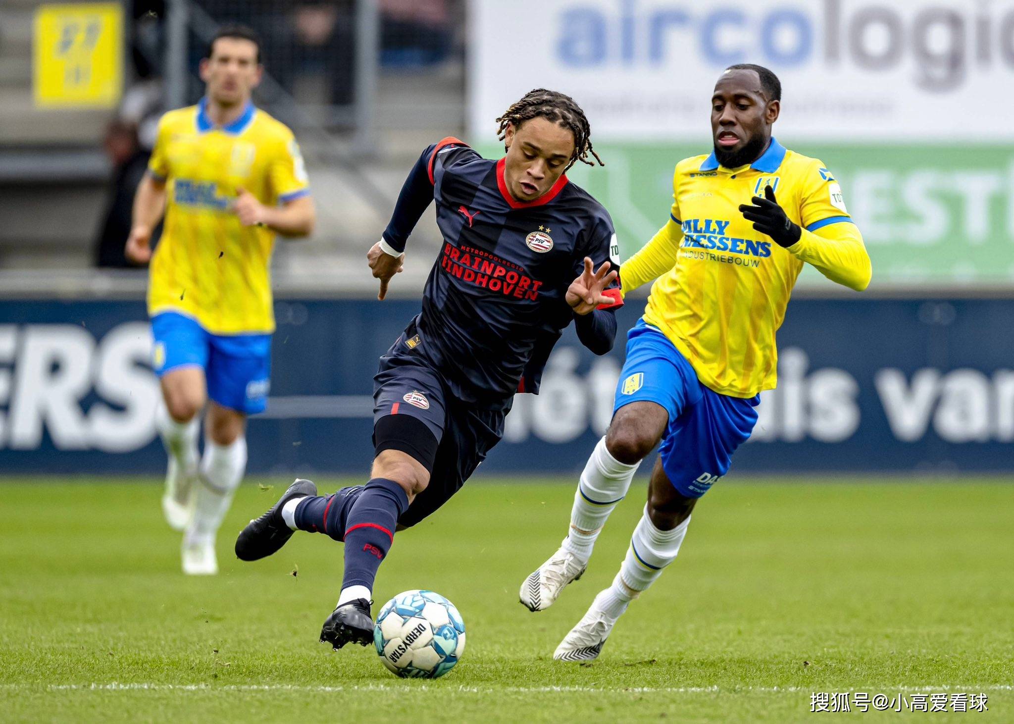  里程碑夜！费耶诺德外线爆发；足总杯窗口期刷纪录；底气十足；临场指挥获称赞-满冠中国官网