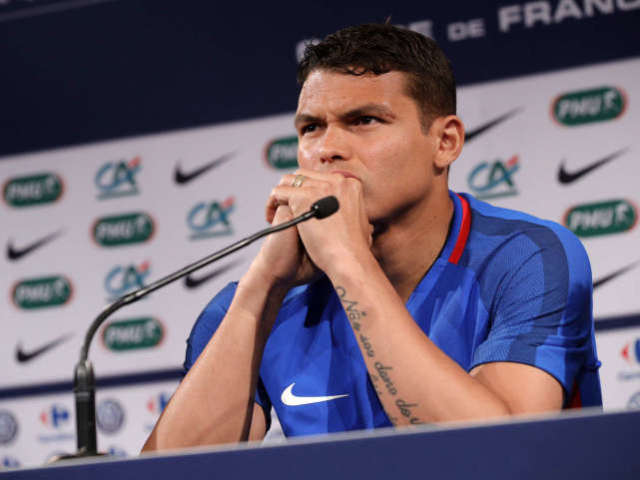  兹沃勒vs阿贾克斯最新情报 -满冠