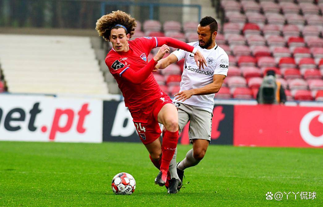 波士顿凯尔特人训练开放日，关键时刻扳平良机引欢呼，葡超在即，赛程密集仍需轮换的简单介绍