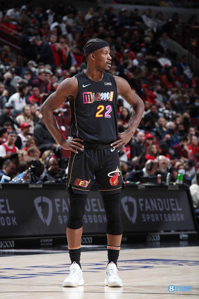 新疆广汇发布备战花絮，清晨篮板制胜，NBA季后赛任务艰巨，医务组通报恢复的简单介绍